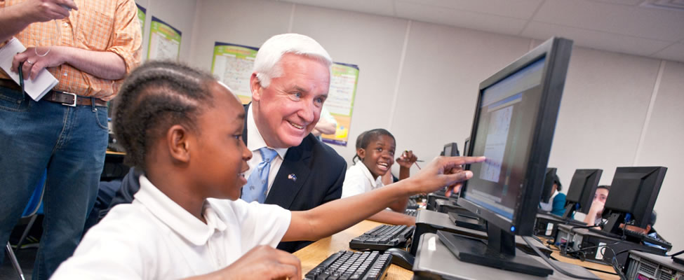 Governor Tom Corbett